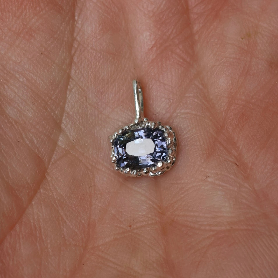 Grey Spinel Divination Pendant
